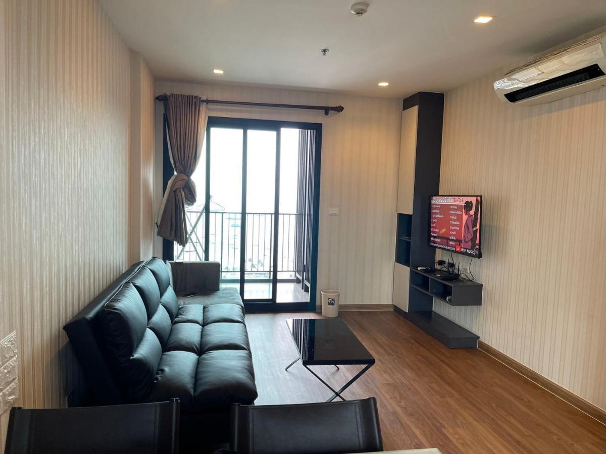 Aparthotel The Base Pattaya Esterno foto